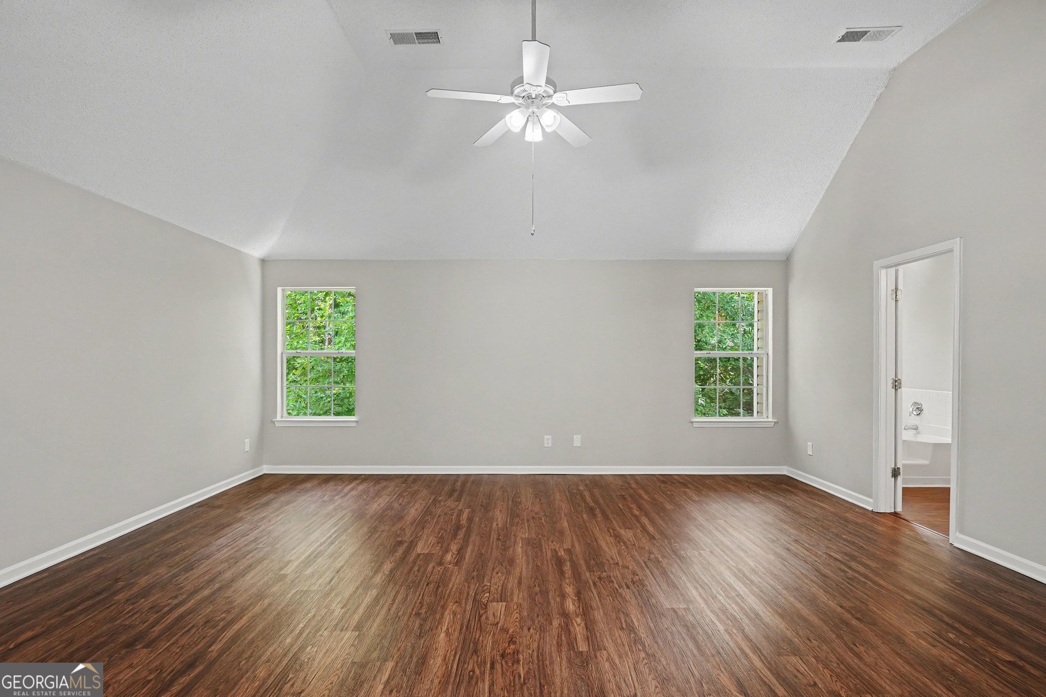 129 Kentwood Springs Drive Property Photo 21