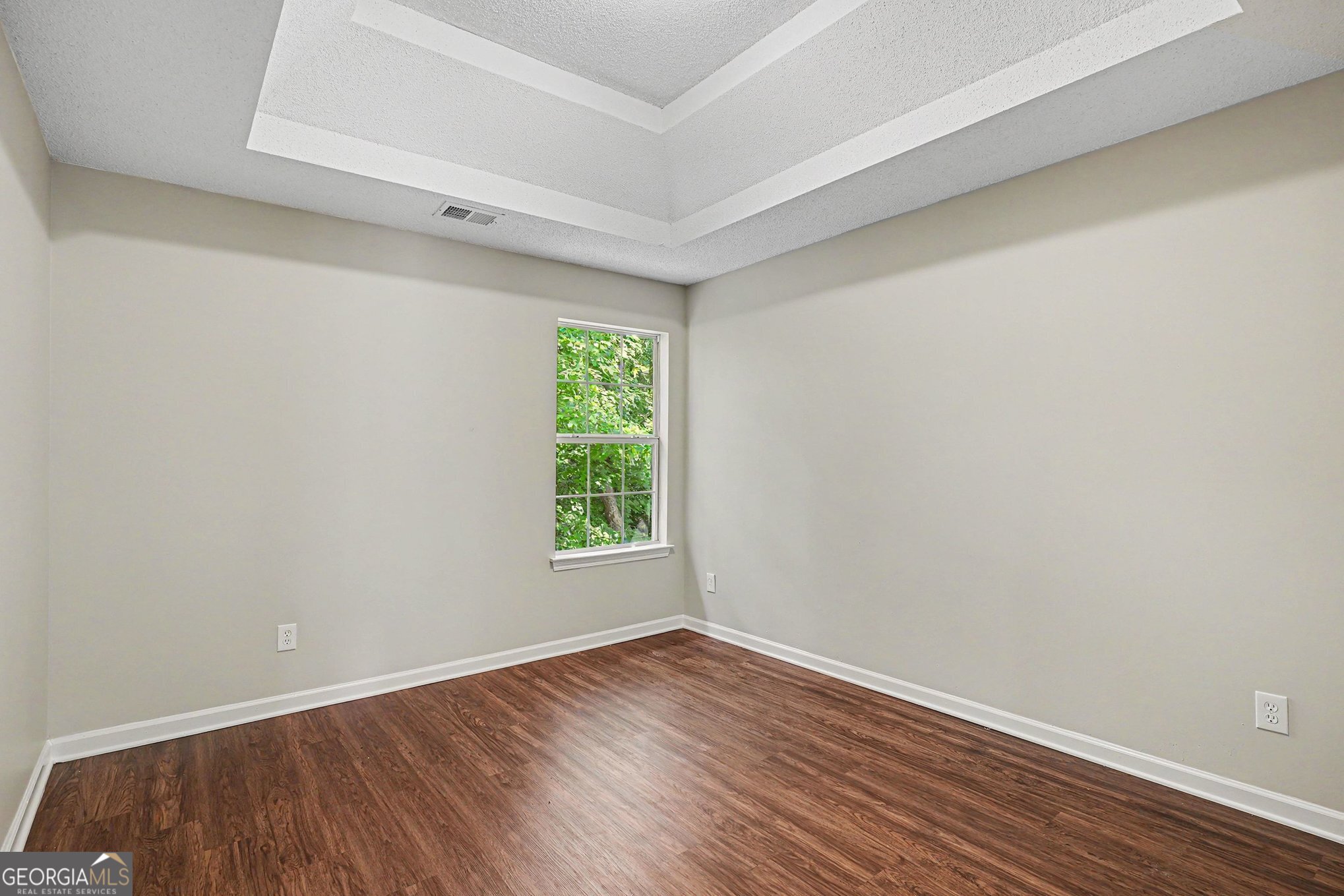 129 Kentwood Springs Drive Property Photo 30
