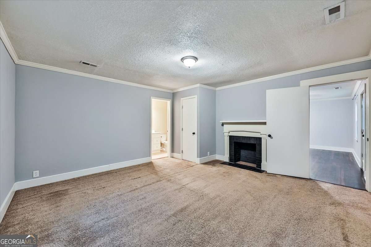 6320 Temple Street Property Photo 14