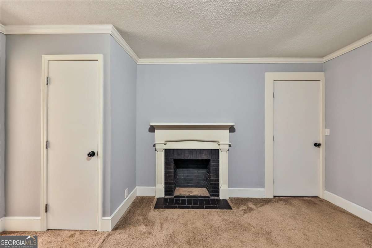 6320 Temple Street Property Photo 15