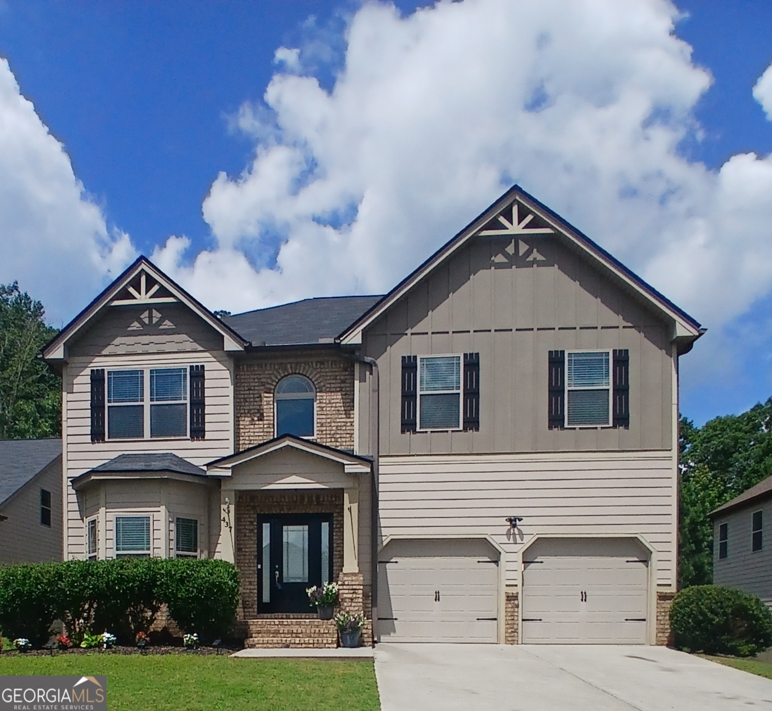 437 Red Fox Drive