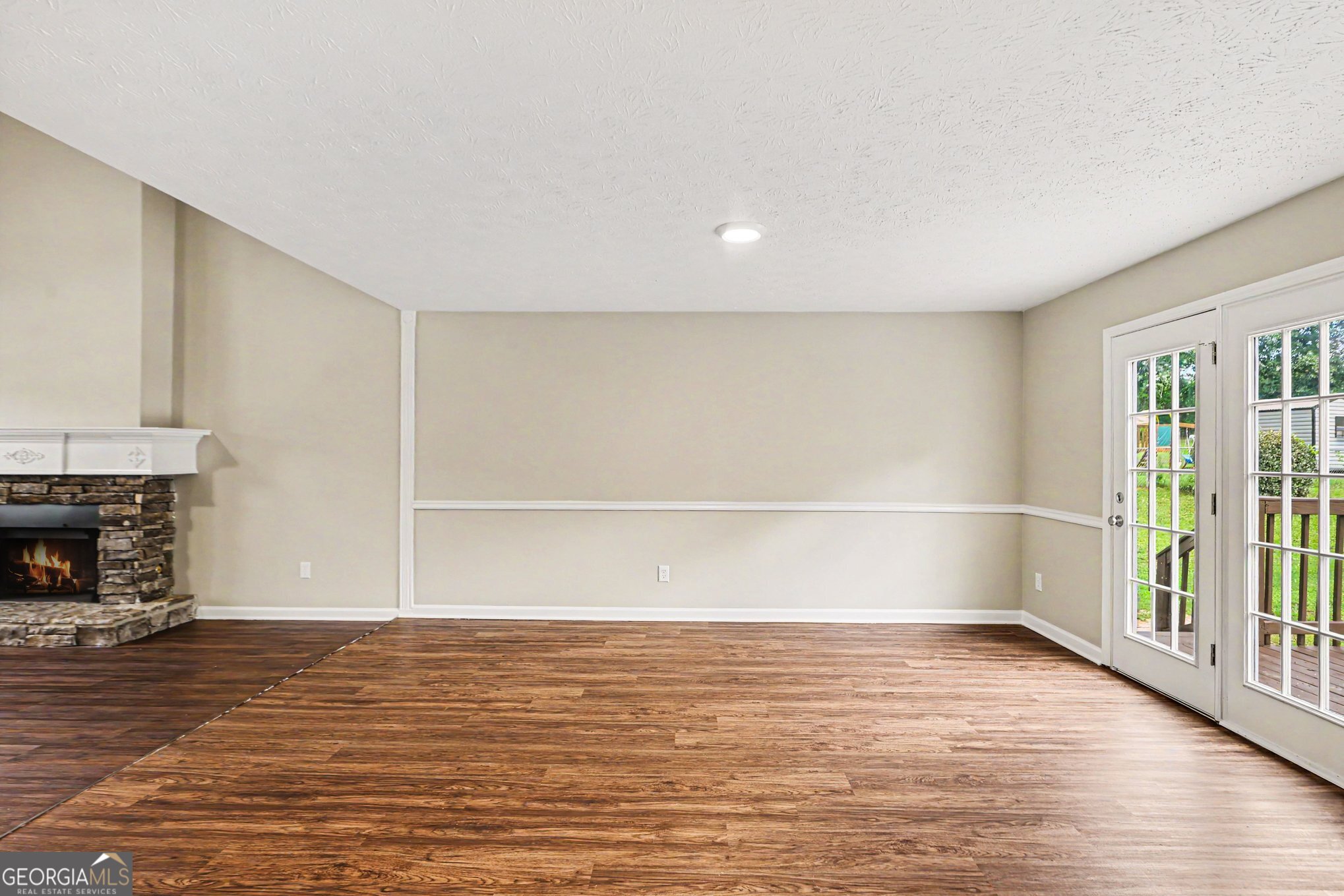 227 Starlyn Drive Property Photo 10