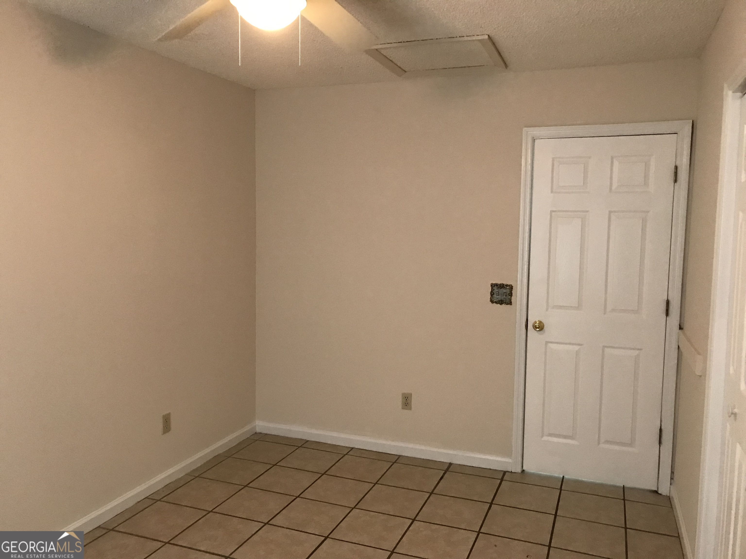 531 S Arizona Street Property Photo 9