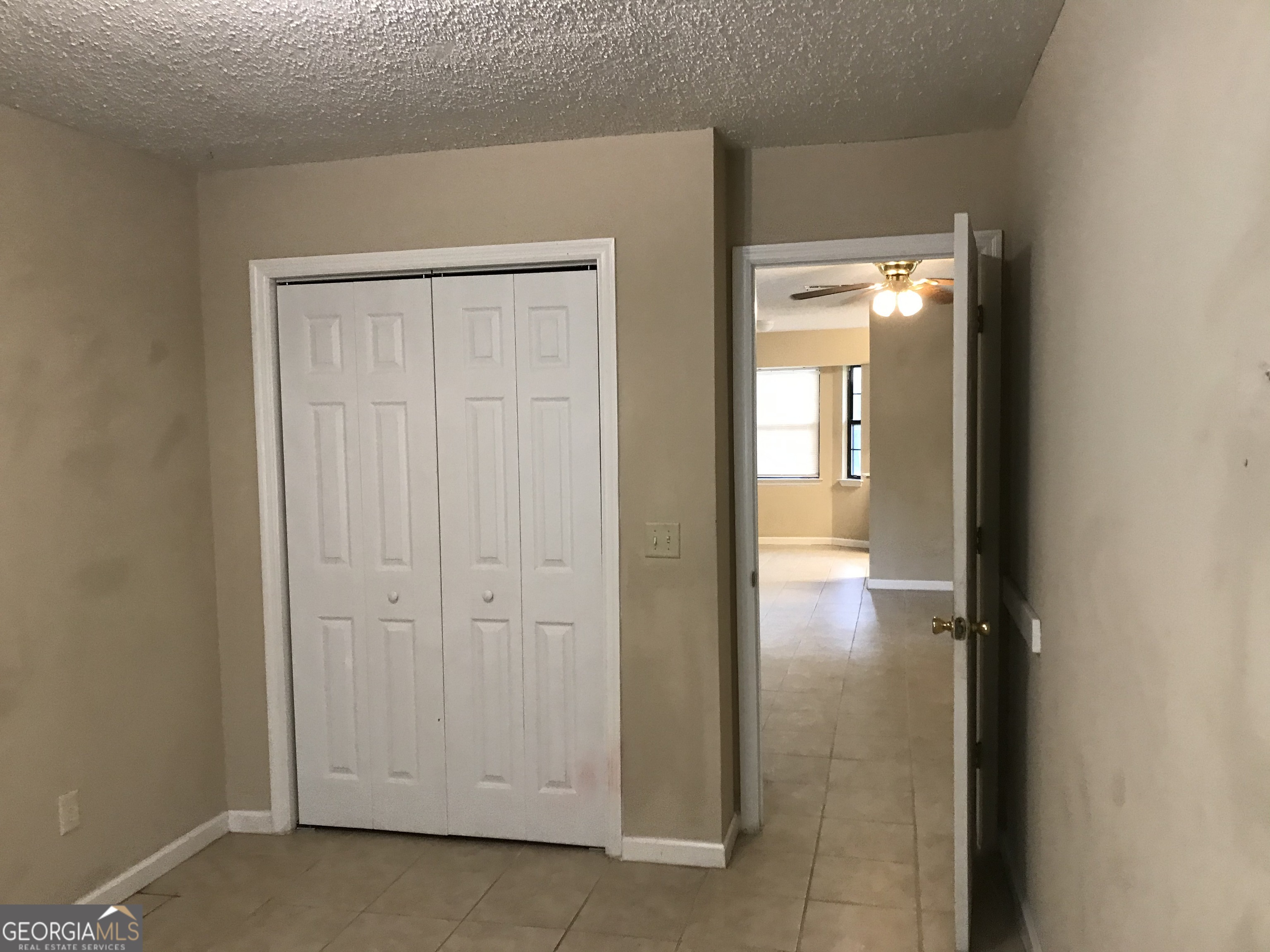 531 S Arizona Street Property Photo 13