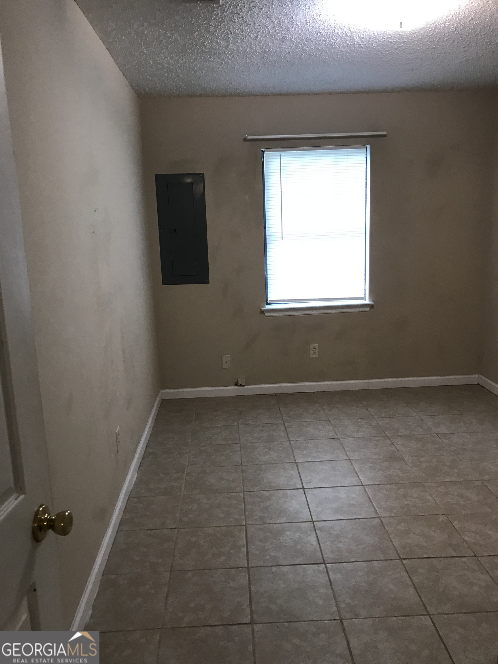 531 S Arizona Street Property Photo 14