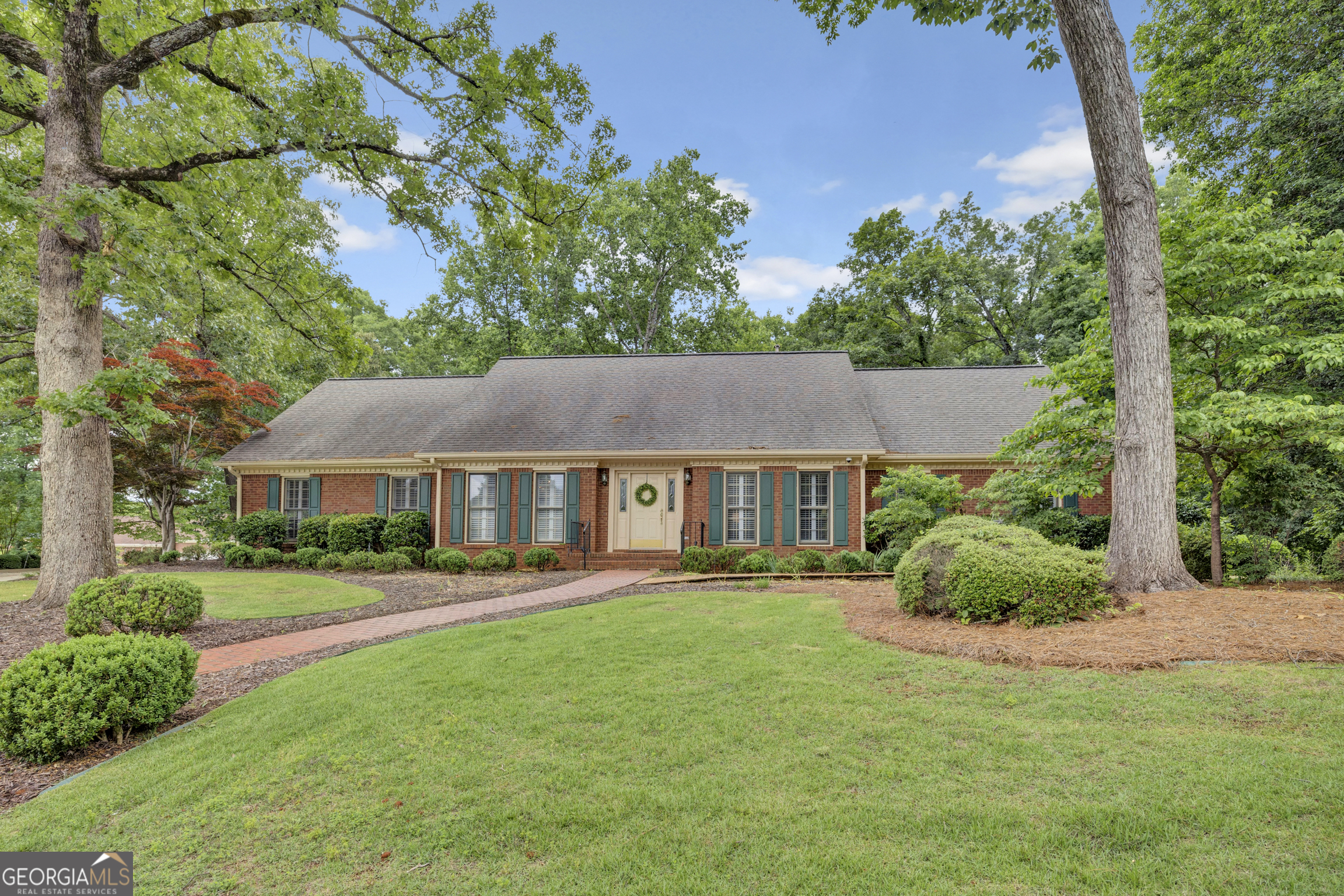1140 Azalea Circle Se Property Photo 1