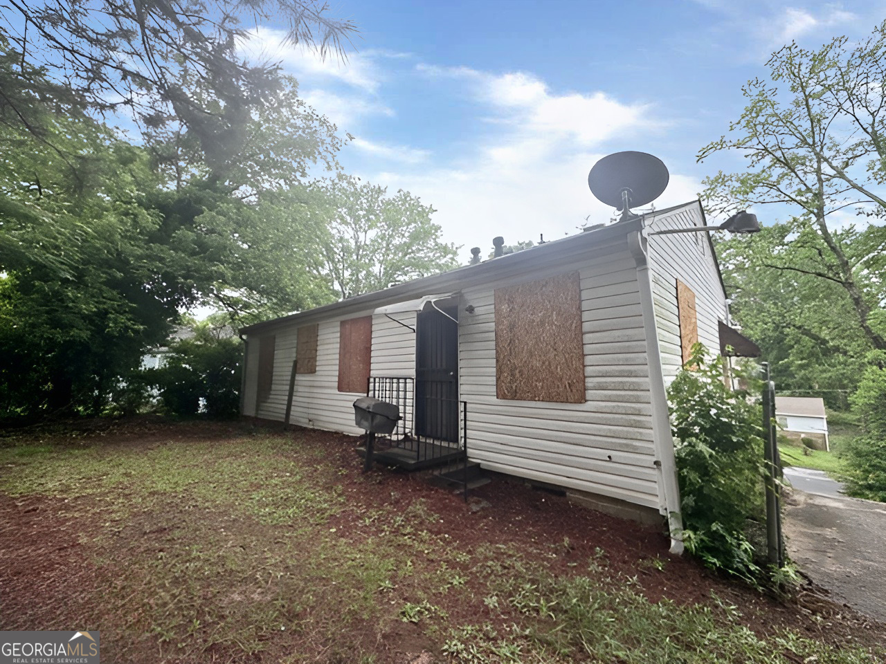 2103 Penelope Street Nw Property Photo 3