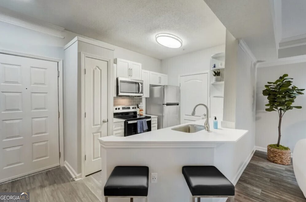 2900 Pharr Court Nw # 2115 Property Photo 2