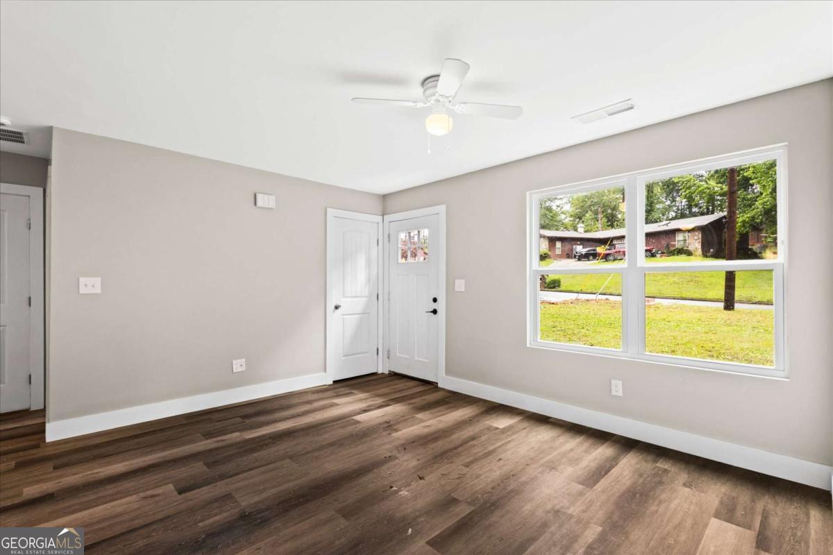 3730 Clearwater Drive Property Photo 8
