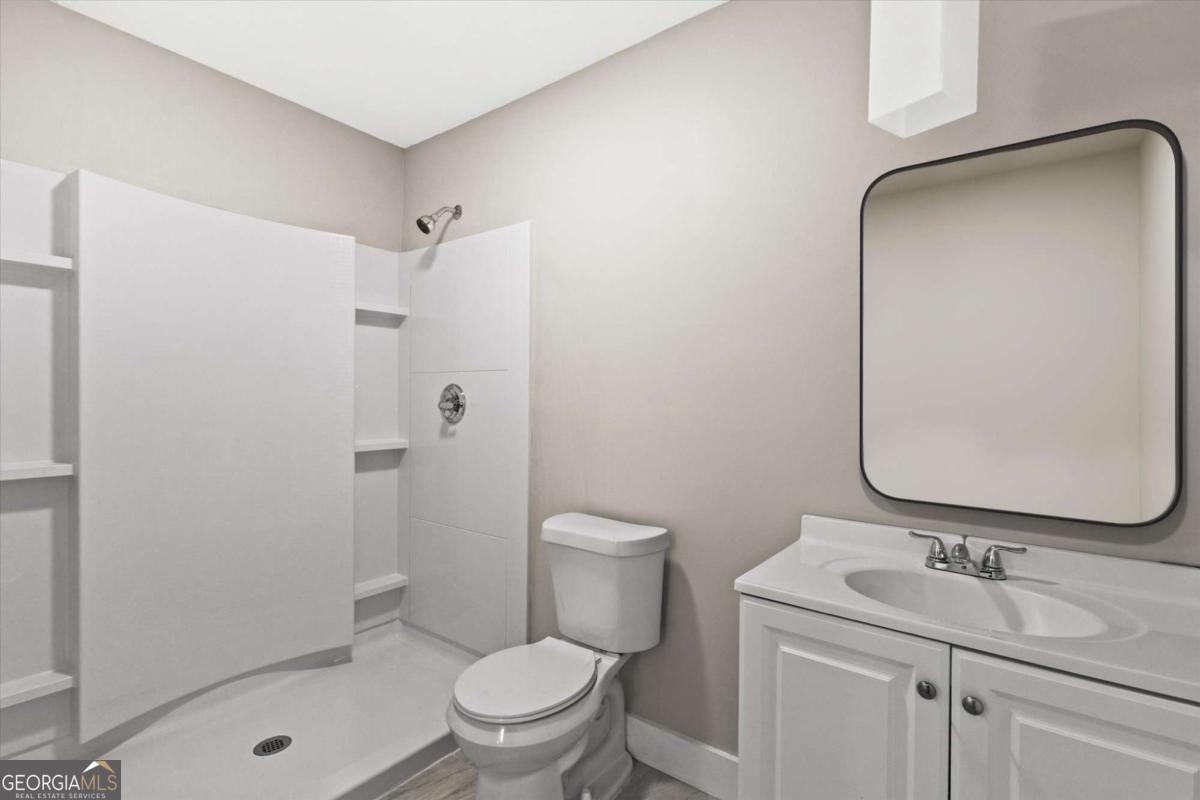3730 Clearwater Drive Property Photo 28