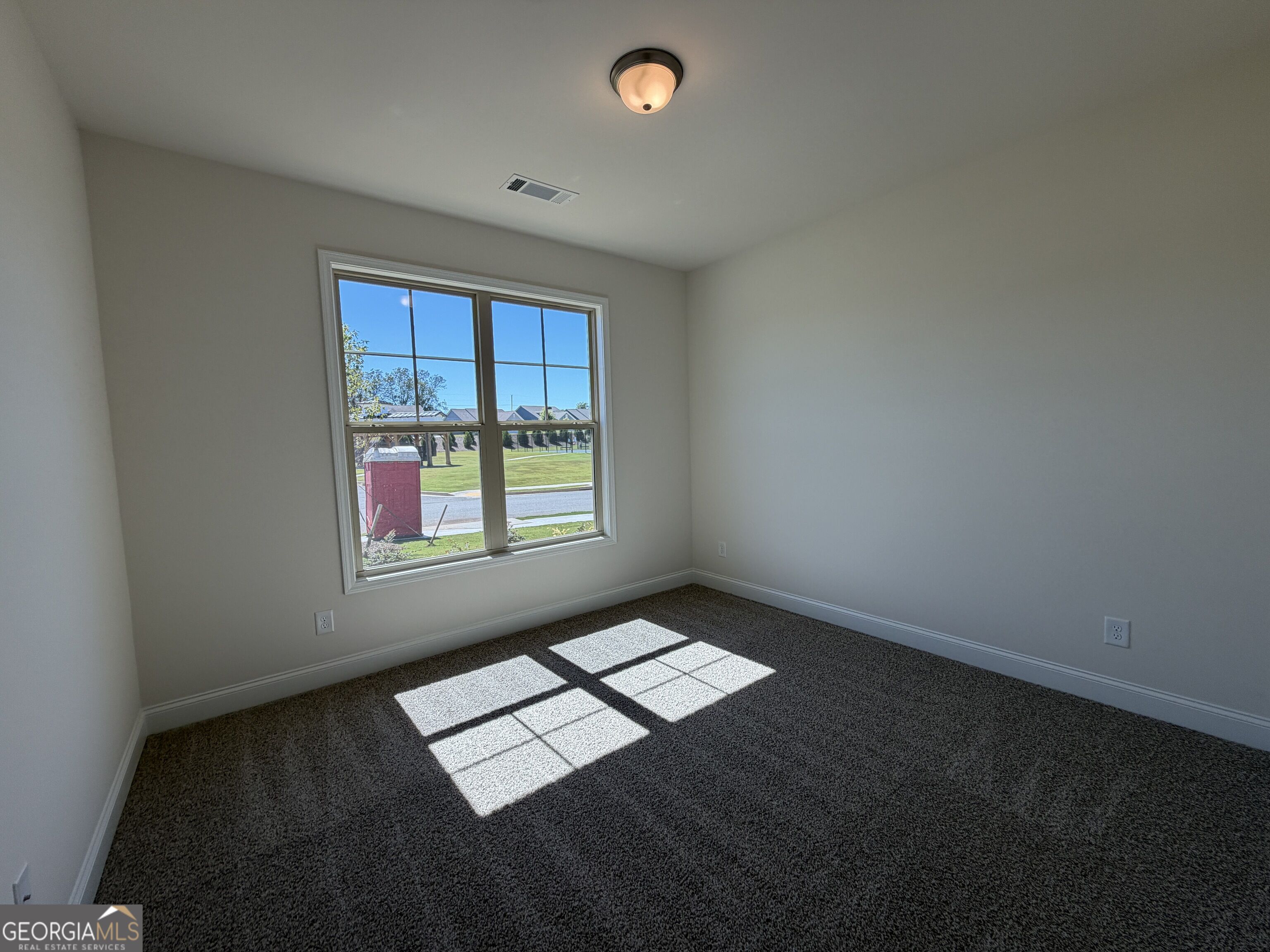 84 Oakdale Road # 30 Property Photo 32
