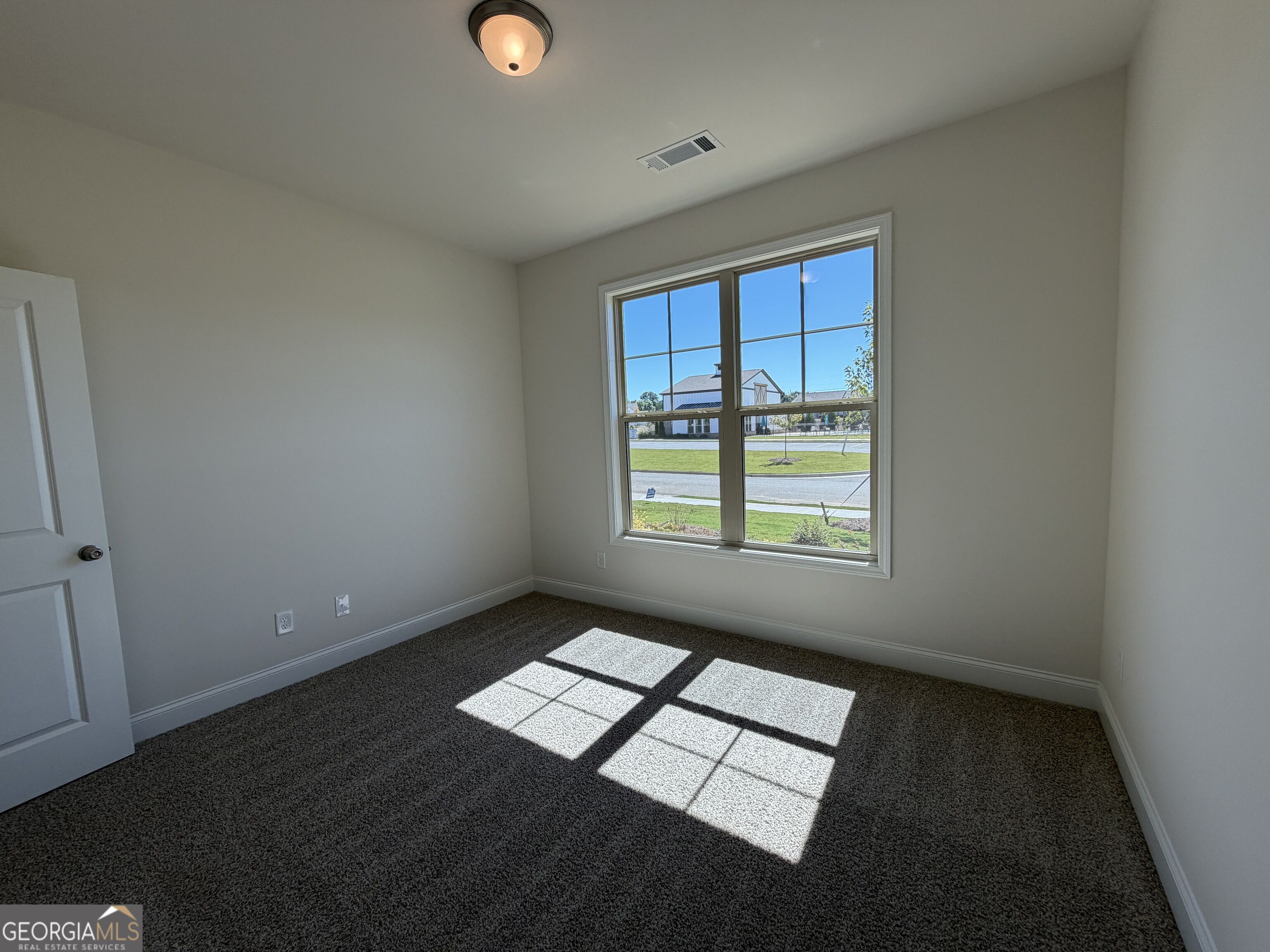 84 Oakdale Road # 30 Property Photo 33