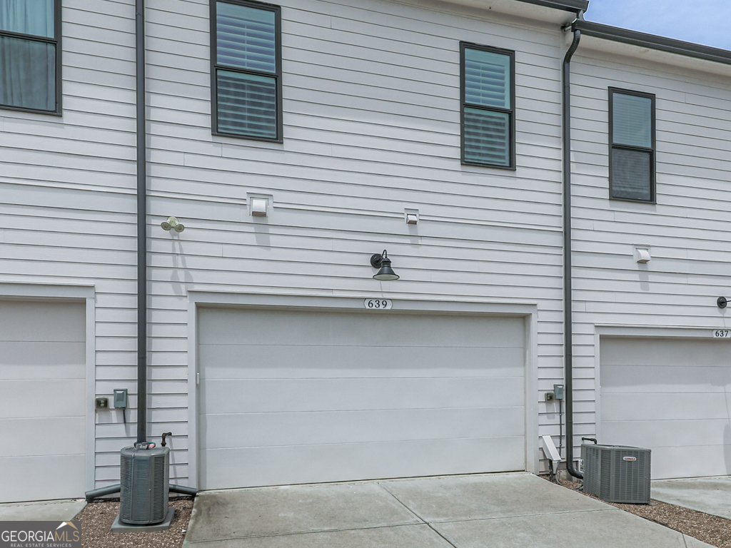 639 Stickley Oak Way Property Photo 33