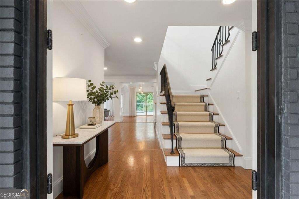 212 Kings Row Property Photo 12
