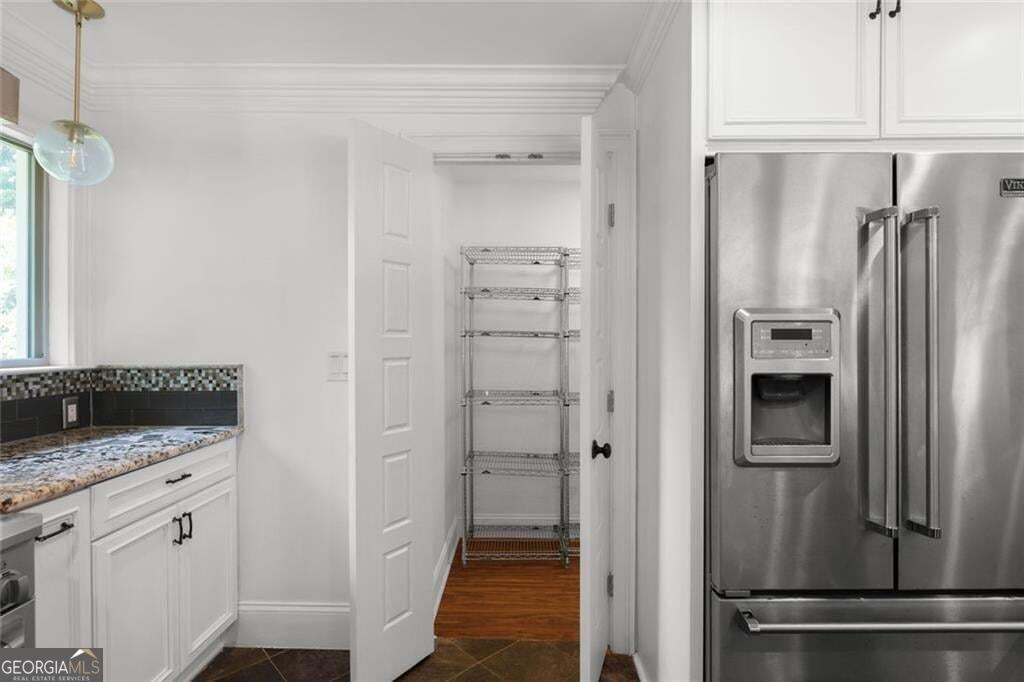 212 Kings Row Property Photo 26