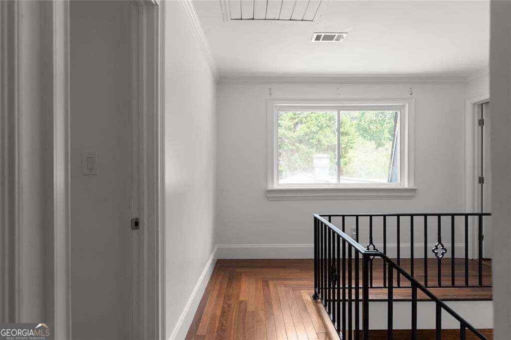 212 Kings Row Property Photo 57