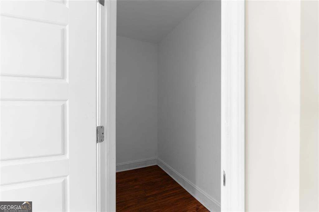 212 Kings Row Property Photo 98