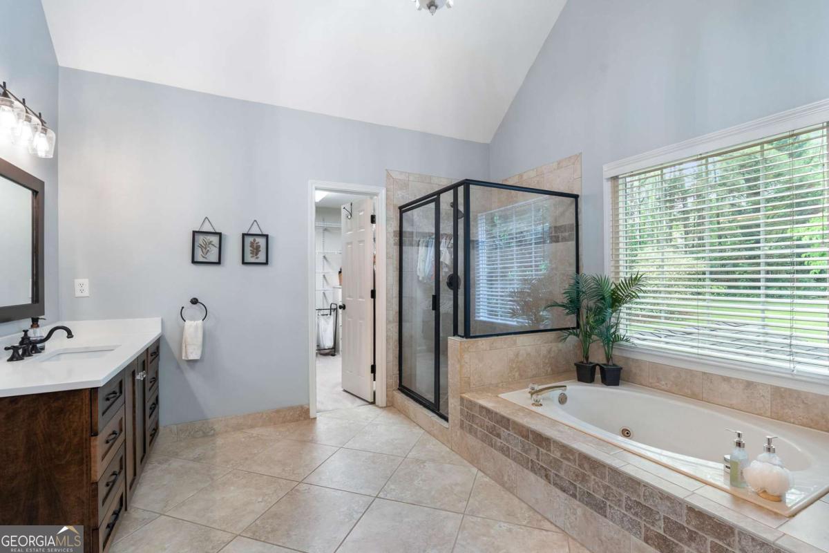4006 Halisport View Nw Property Photo 27