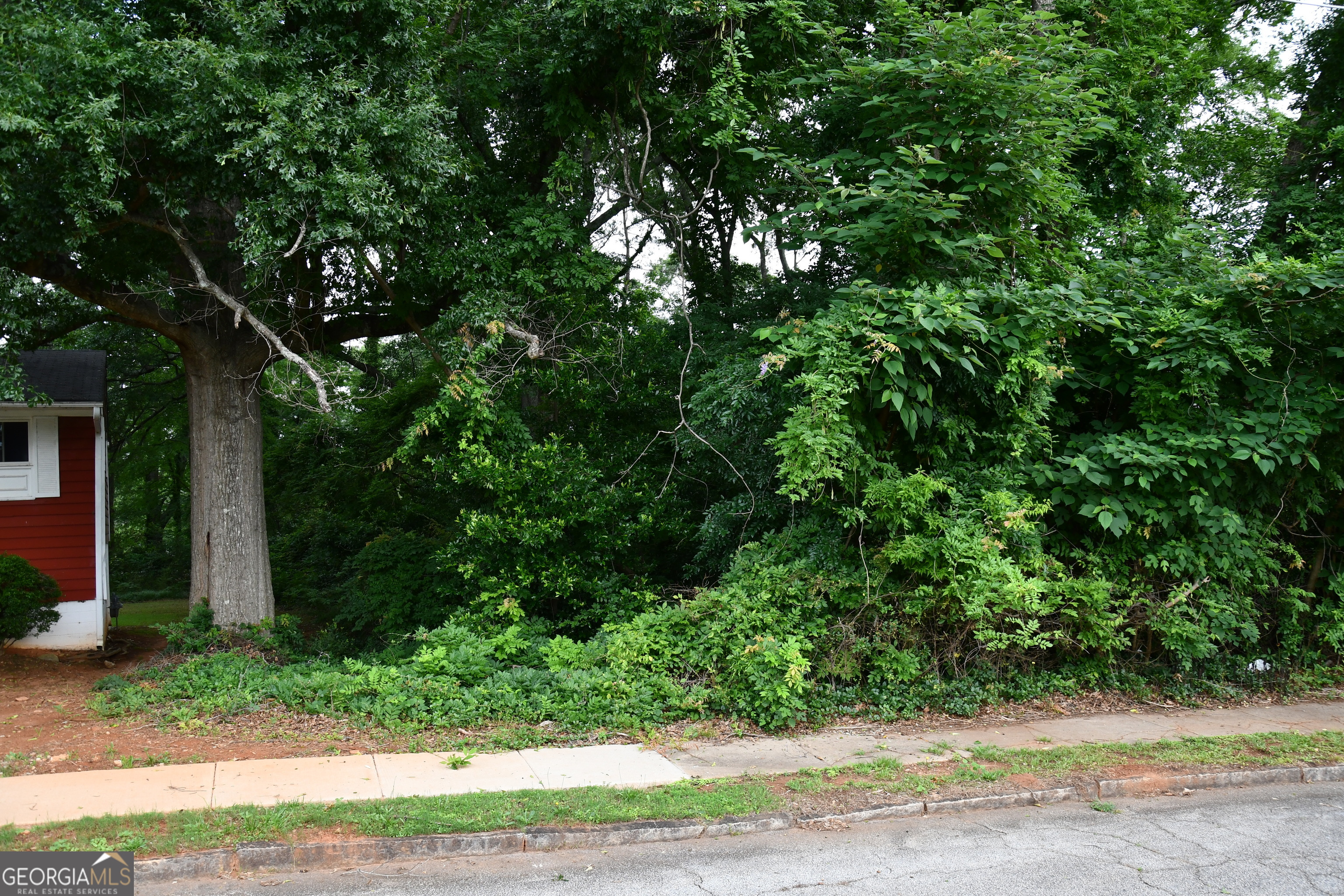 6997 Bruce Circle Property Photo 2