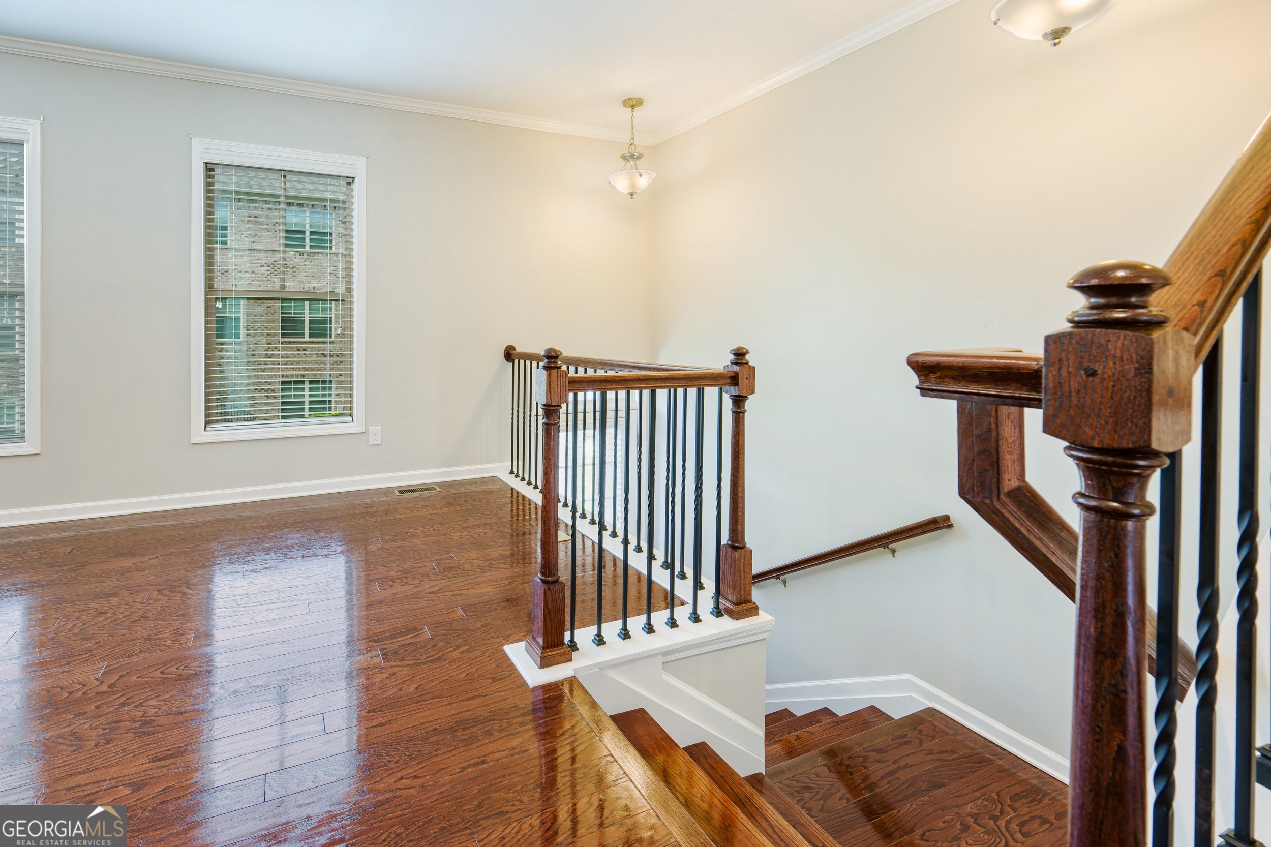 620 Sunset Park Drive Property Photo 4