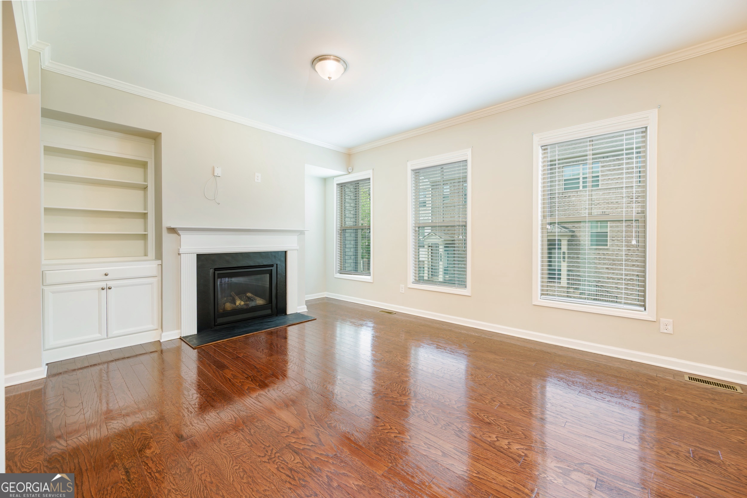 620 Sunset Park Drive Property Photo 5