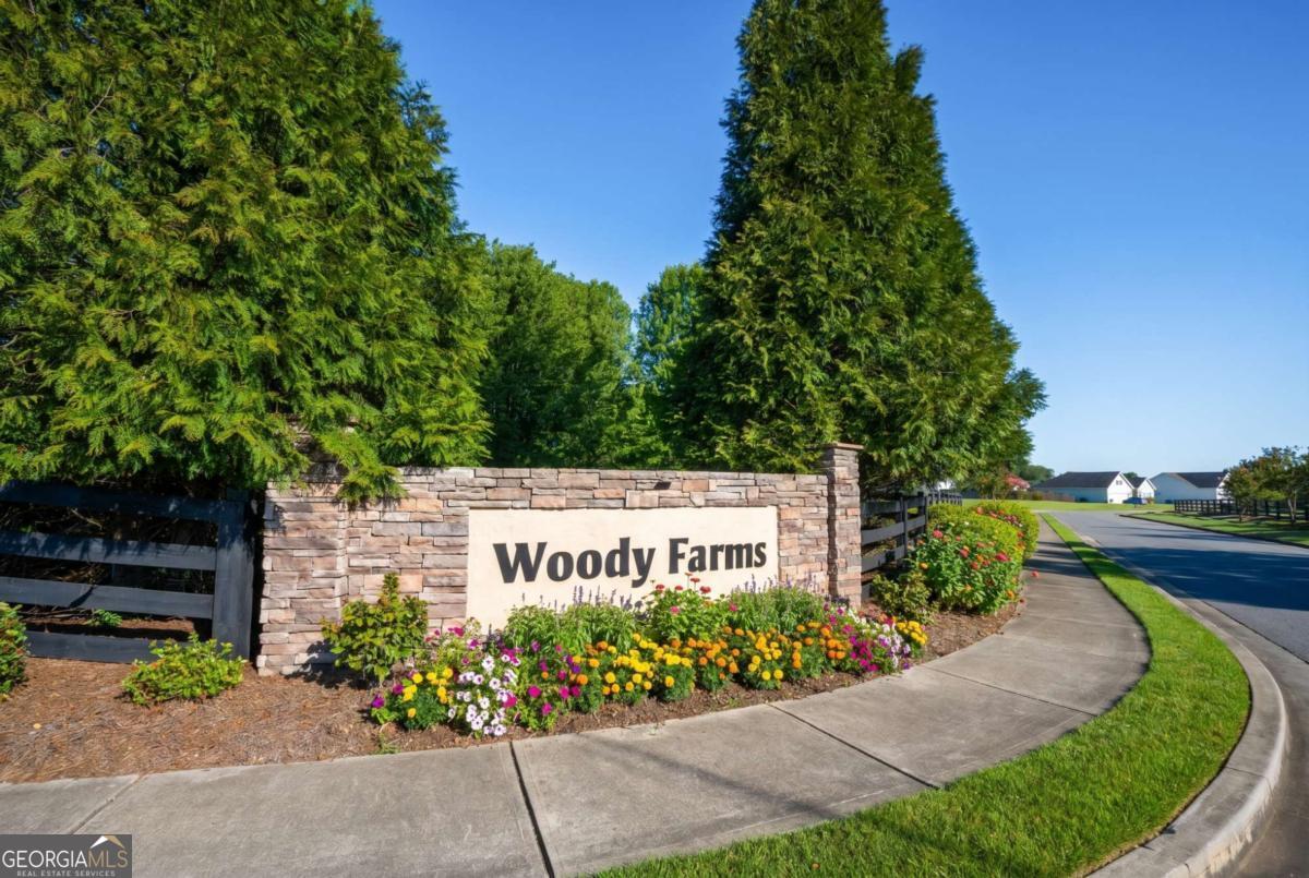 63 Woody Way Nw Property Photo 41