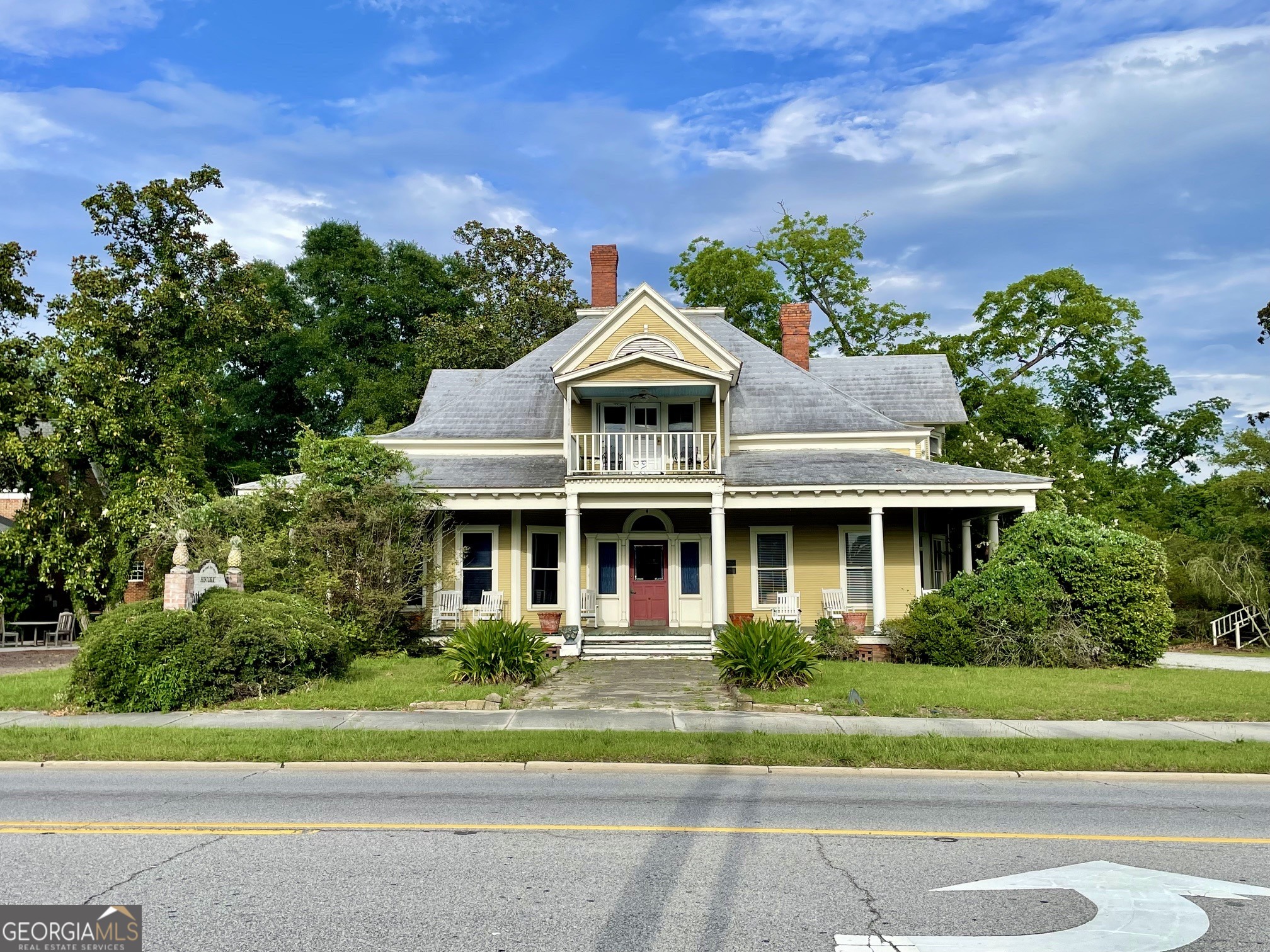 106 S Main Street Property Photo 1