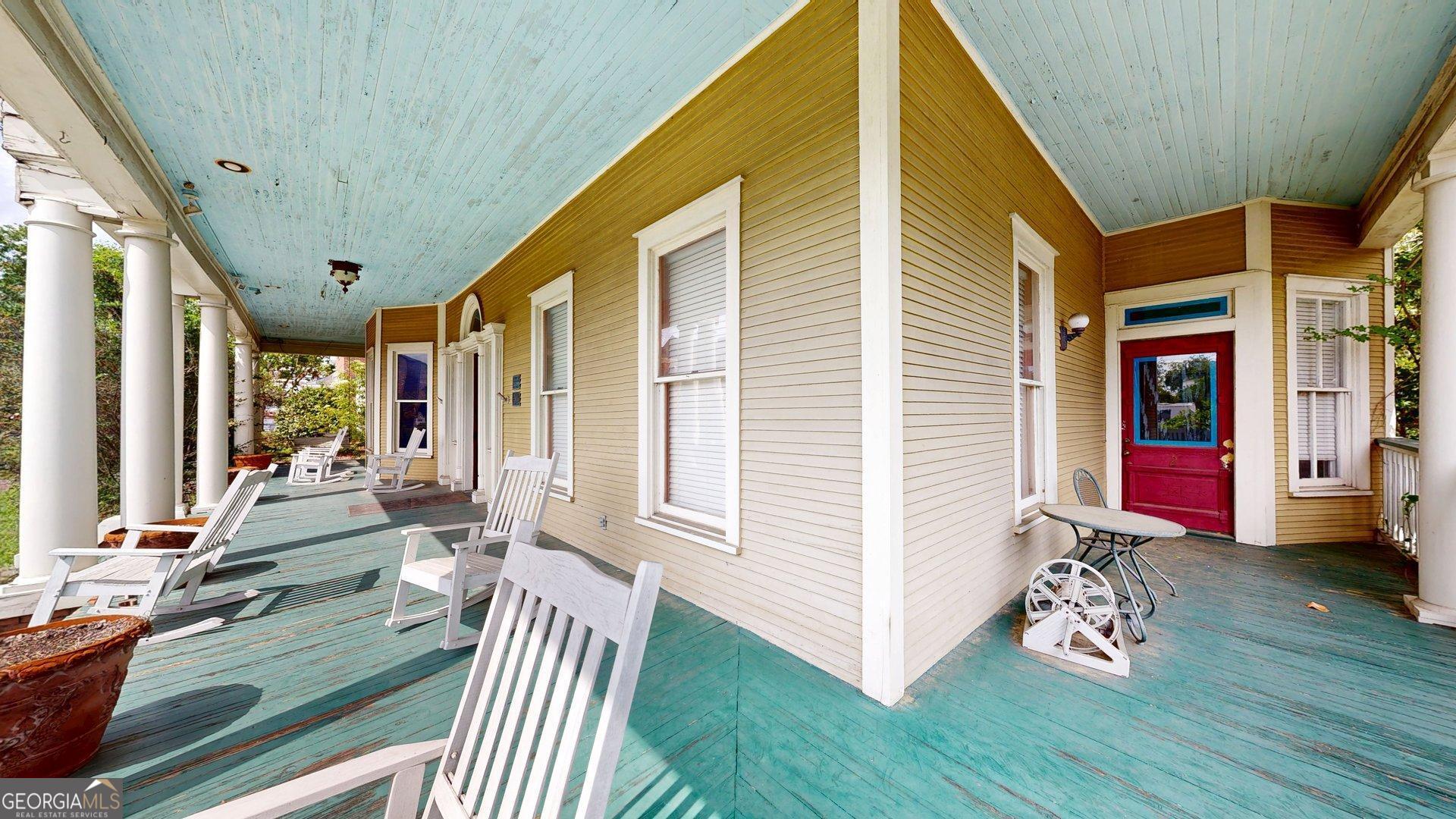 106 S Main Street Property Photo 8