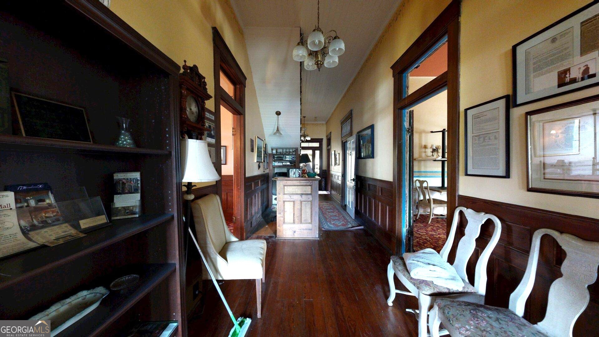106 S Main Street Property Photo 23