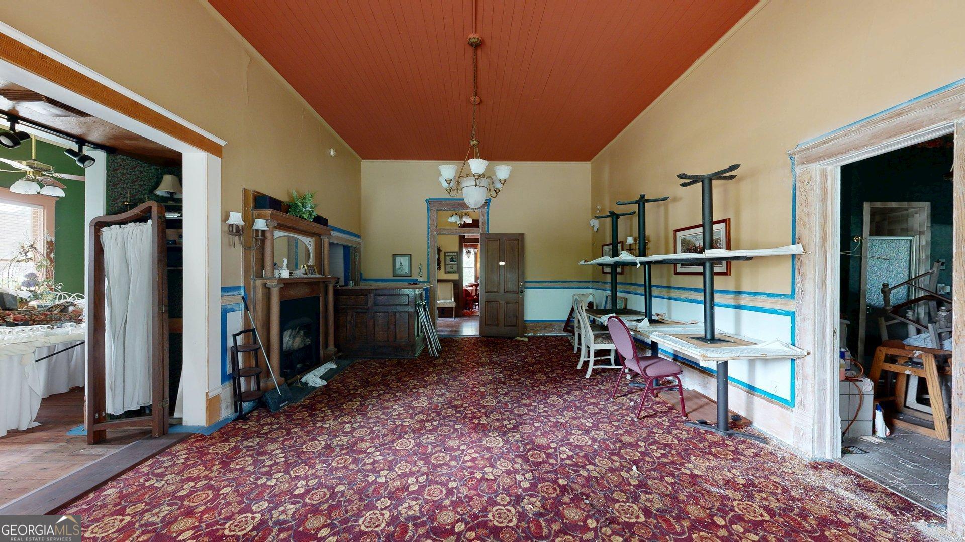 106 S Main Street Property Photo 27