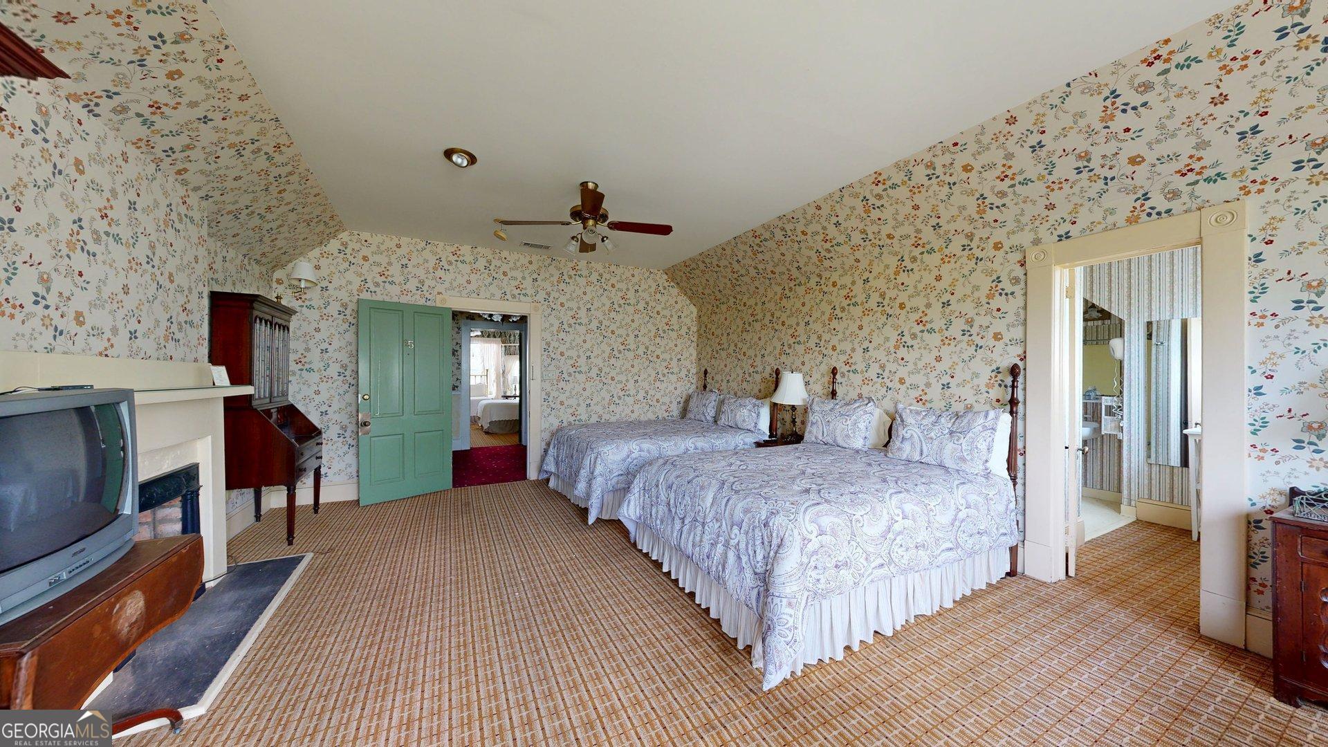 106 S Main Street Property Photo 38