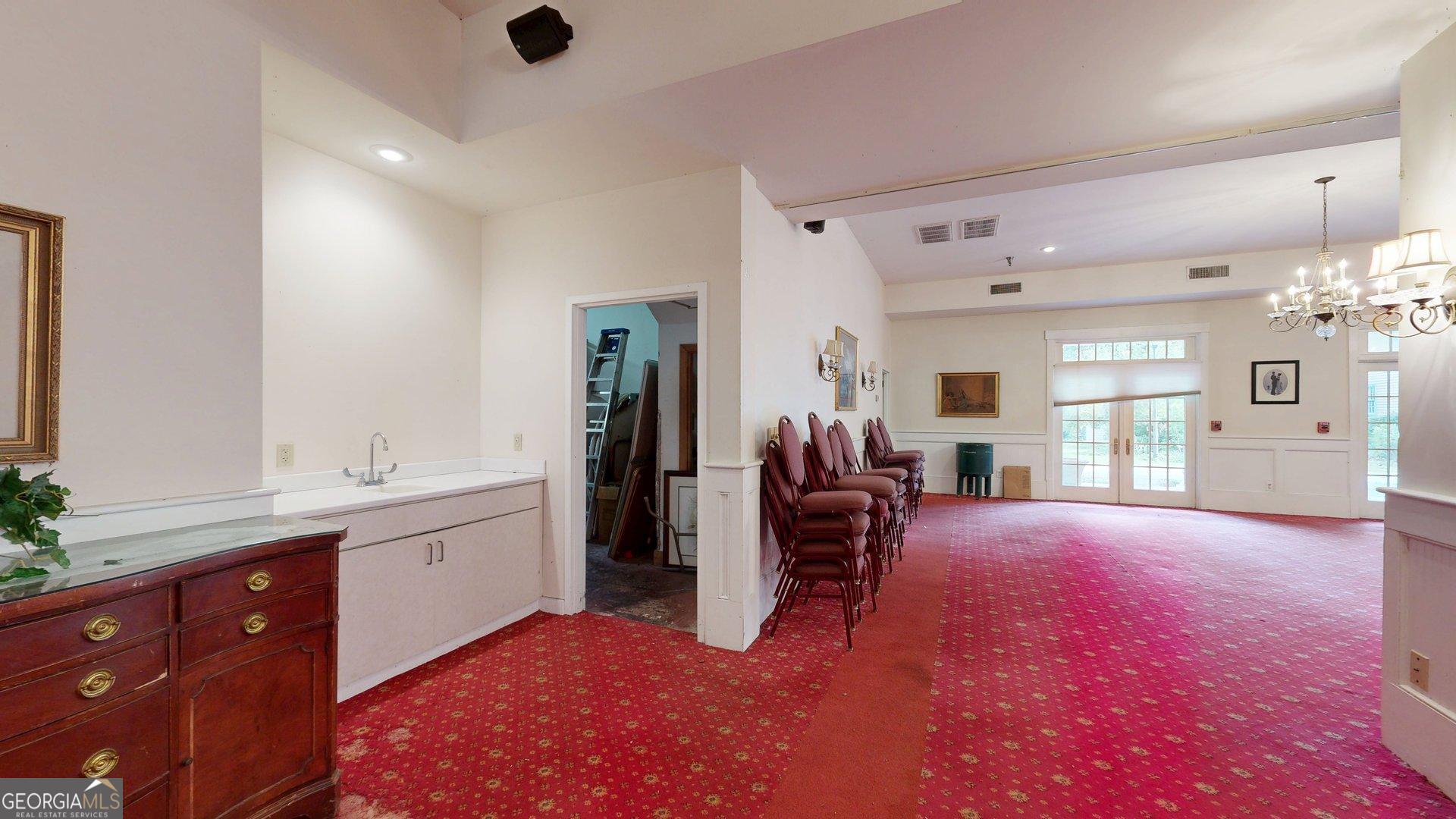 106 S Main Street Property Photo 74