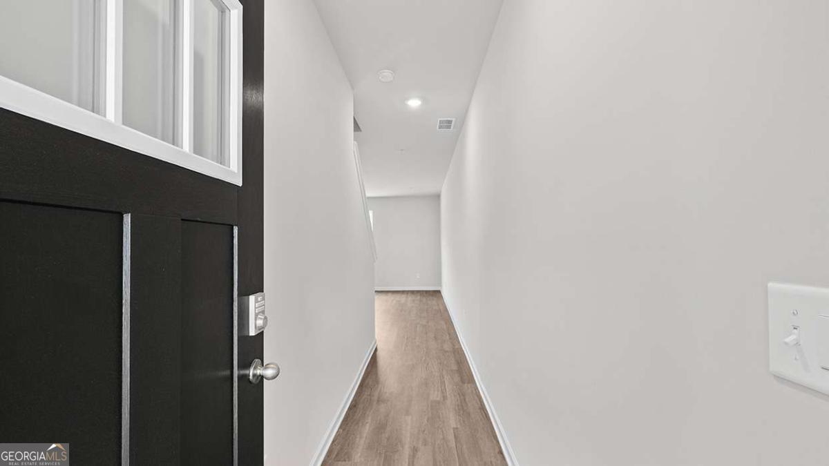 224 Sound Circle Property Photo 2