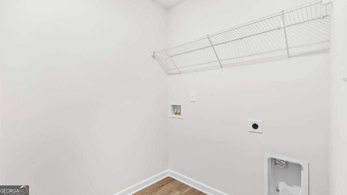 224 Sound Circle Property Photo 32