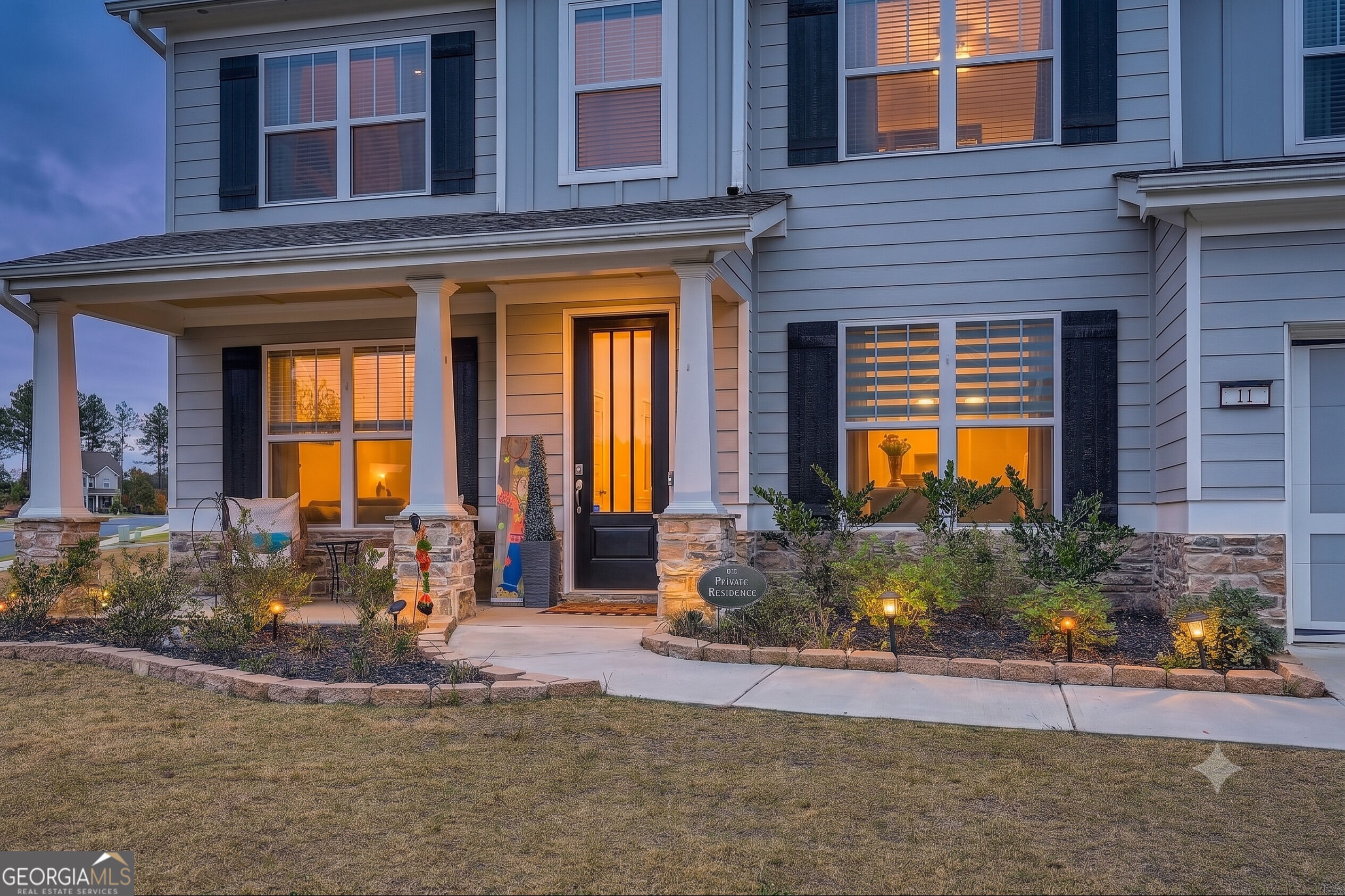 11 Daffodil Landing Property Photo 3