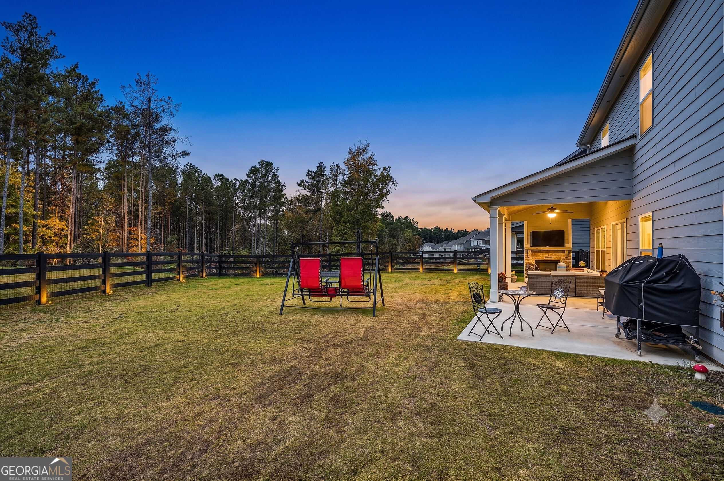 11 Daffodil Landing Property Photo 4