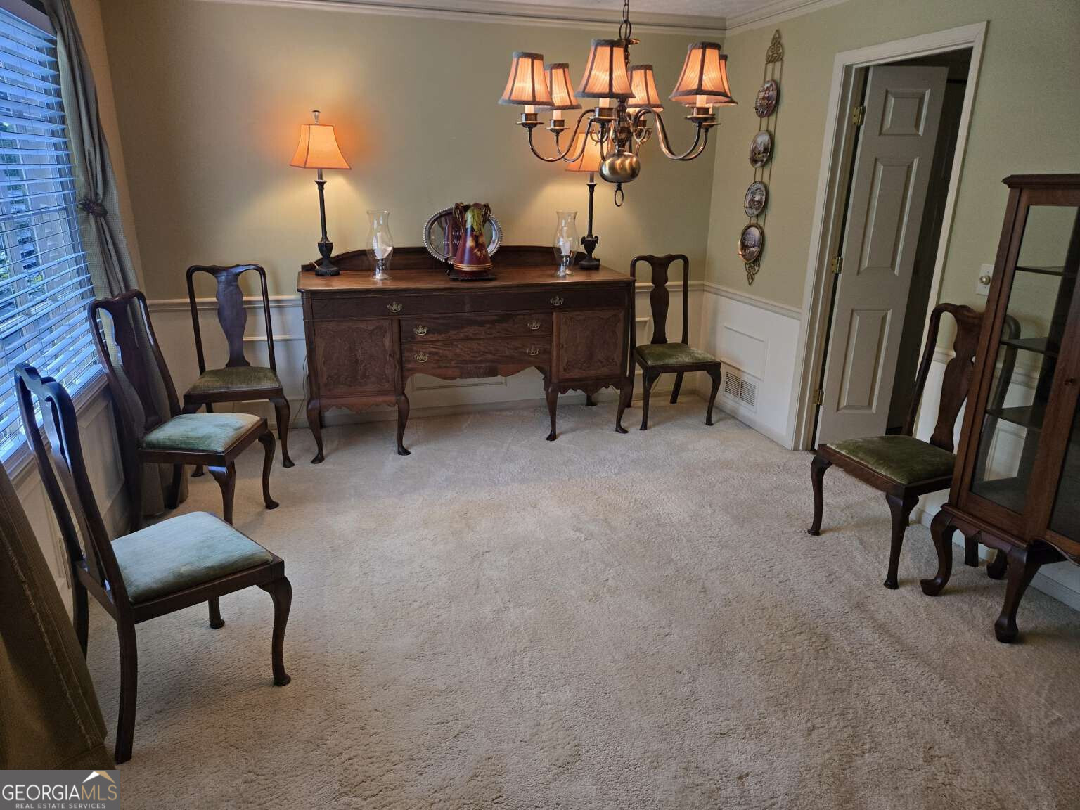 1726 W Point Circle Property Photo 17
