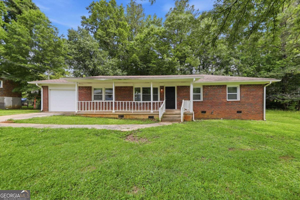 2463 Montezuma Circle Property Photo 2