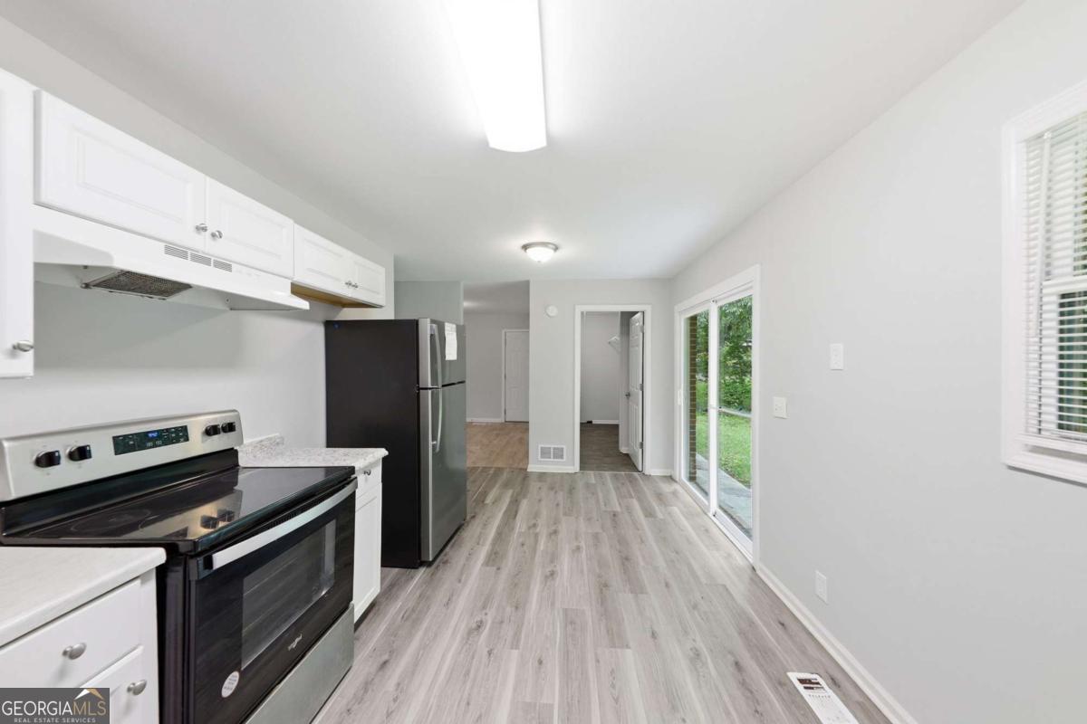 2463 Montezuma Circle Property Photo 10