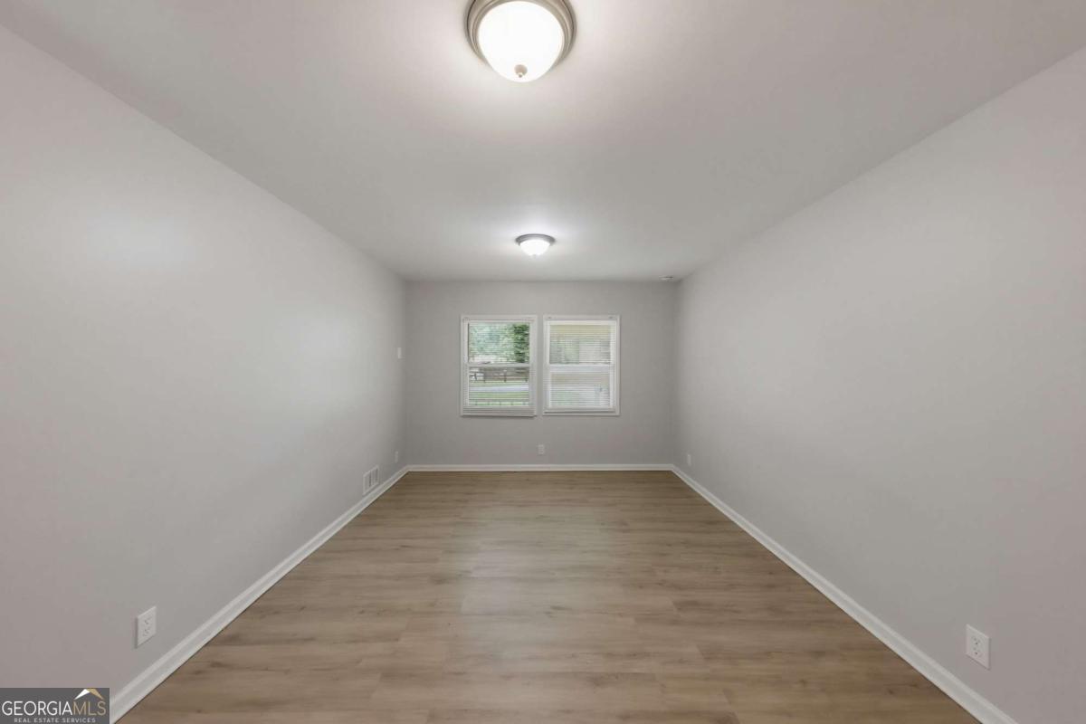 2463 Montezuma Circle Property Photo 11