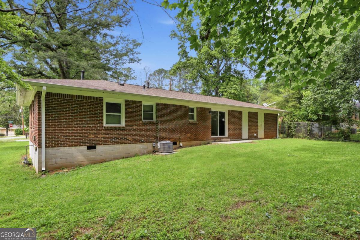 2463 Montezuma Circle Property Photo 23