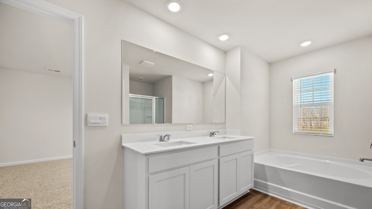 175 White Spruce Way Property Photo 28