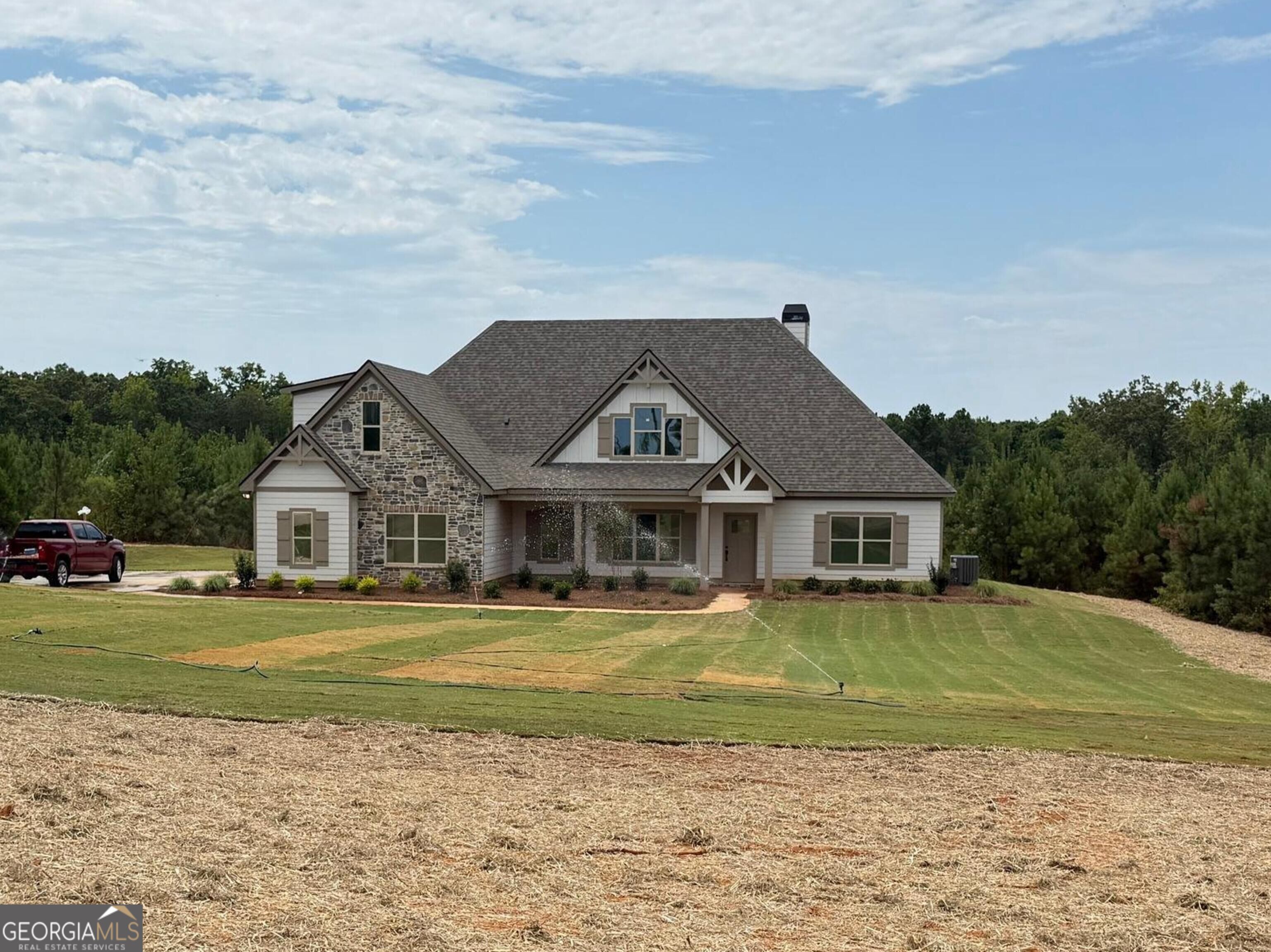 823 Hopewell Road Property Photo 1