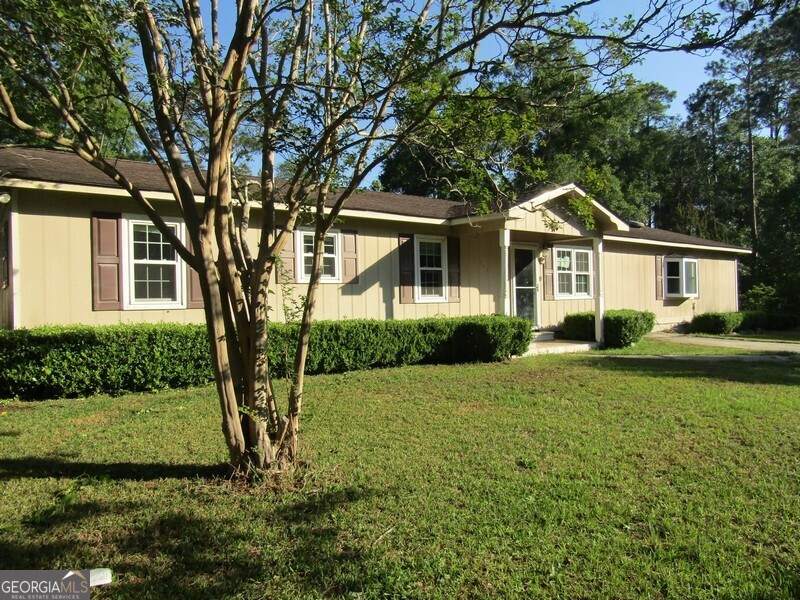 11 Grant Lane Property Photo 1
