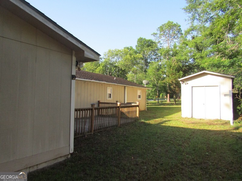 11 Grant Lane Property Photo 5