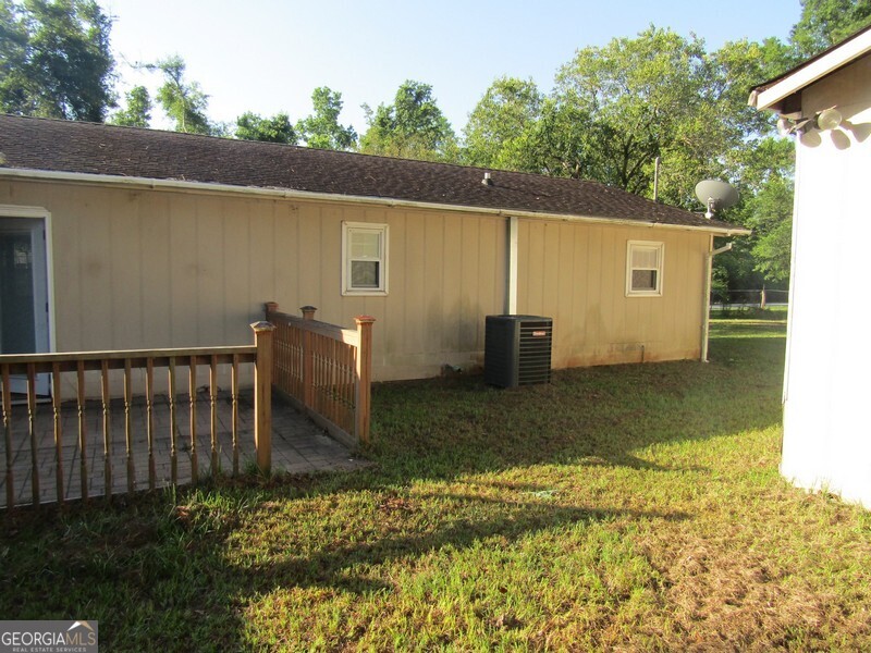 11 Grant Lane Property Photo 6