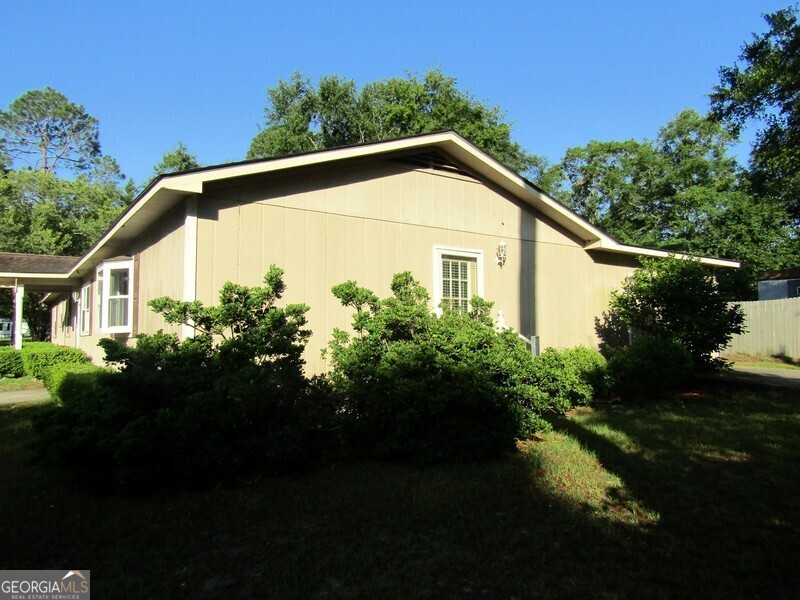 11 Grant Lane Property Photo 8