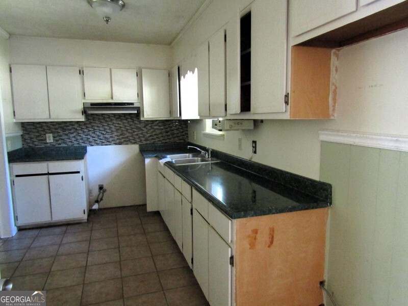 11 Grant Lane Property Photo 14