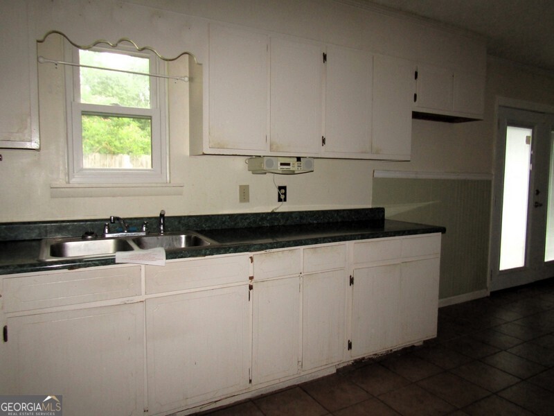 11 Grant Lane Property Photo 15