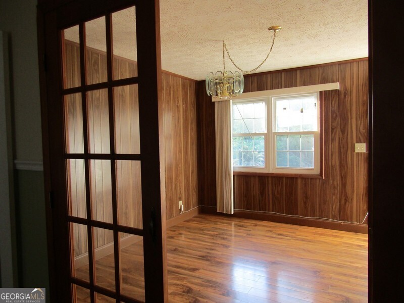 11 Grant Lane Property Photo 16